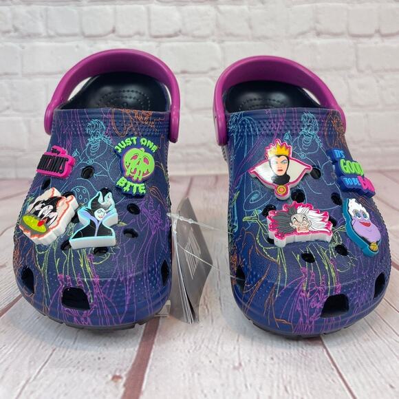 Crocs Classic x Disney Villains Clogs Kids Size 12 (207722-001) - Picture 6 of 10